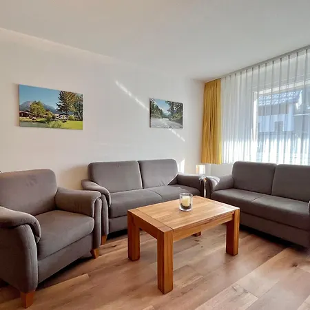 Apartman Montana Haus, *