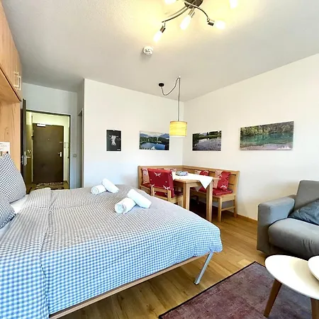 Montana Haus, * Oberstdorf
