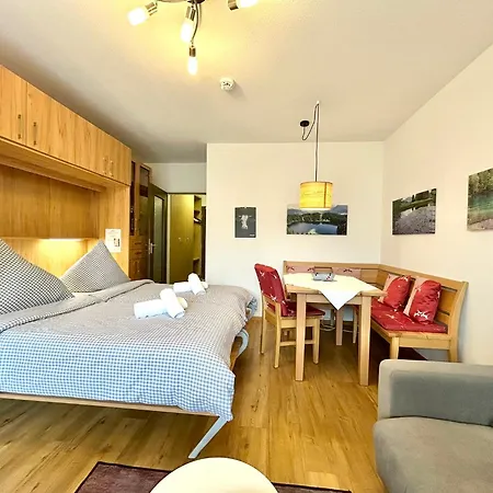 Montana Haus, * Oberstdorf