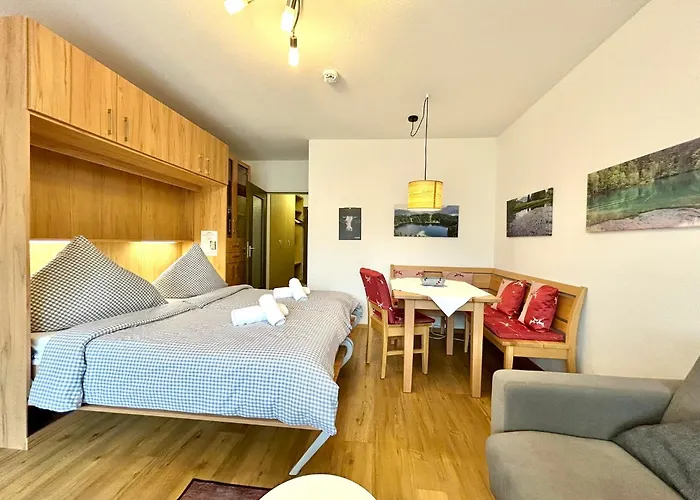Montana Haus, * Oberstdorf